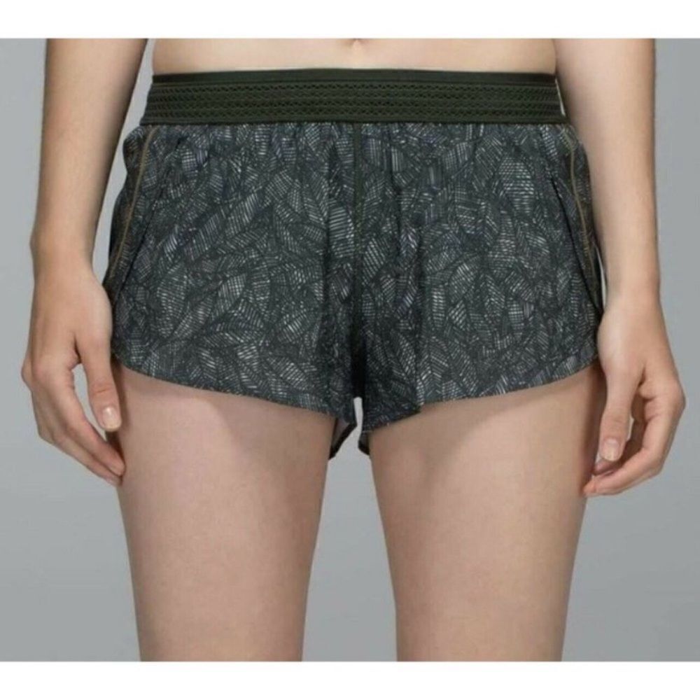 Lululemon Run Split Second Shorts- Gator Green